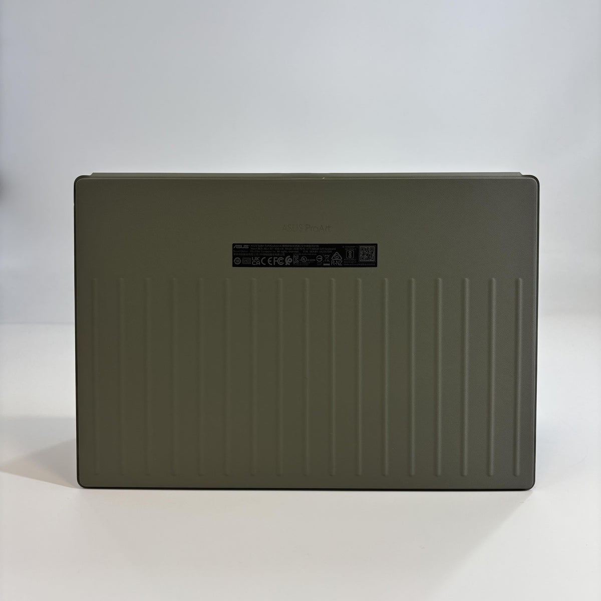 Asus ProArt PZ13 Black 3.2 GHz Qualcomm Snapdragon X Plus 16GB RAM 1TB Solid State Drive