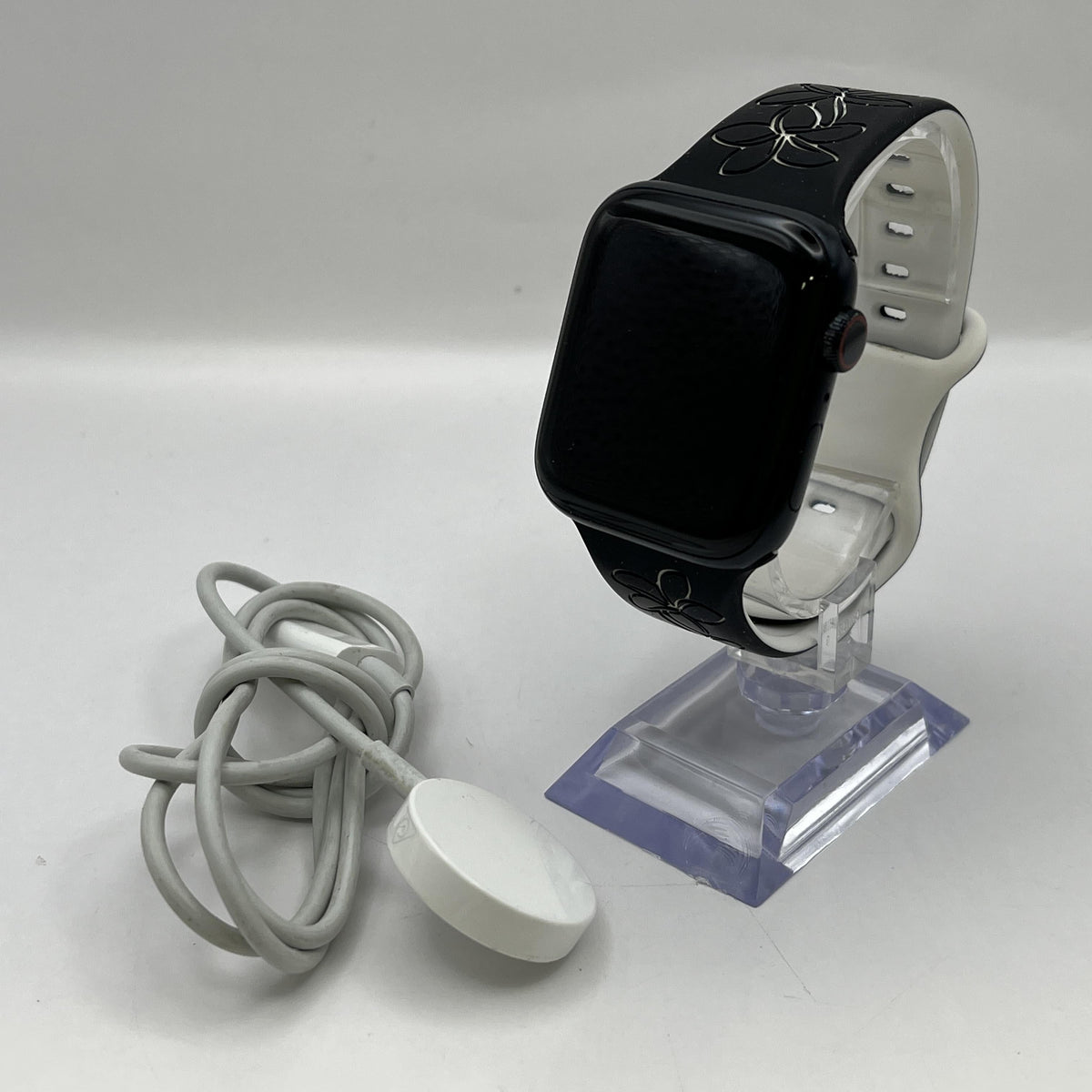 Apple Watch (SE) 2nd Gen. 44mm Black Unlocked 32GB