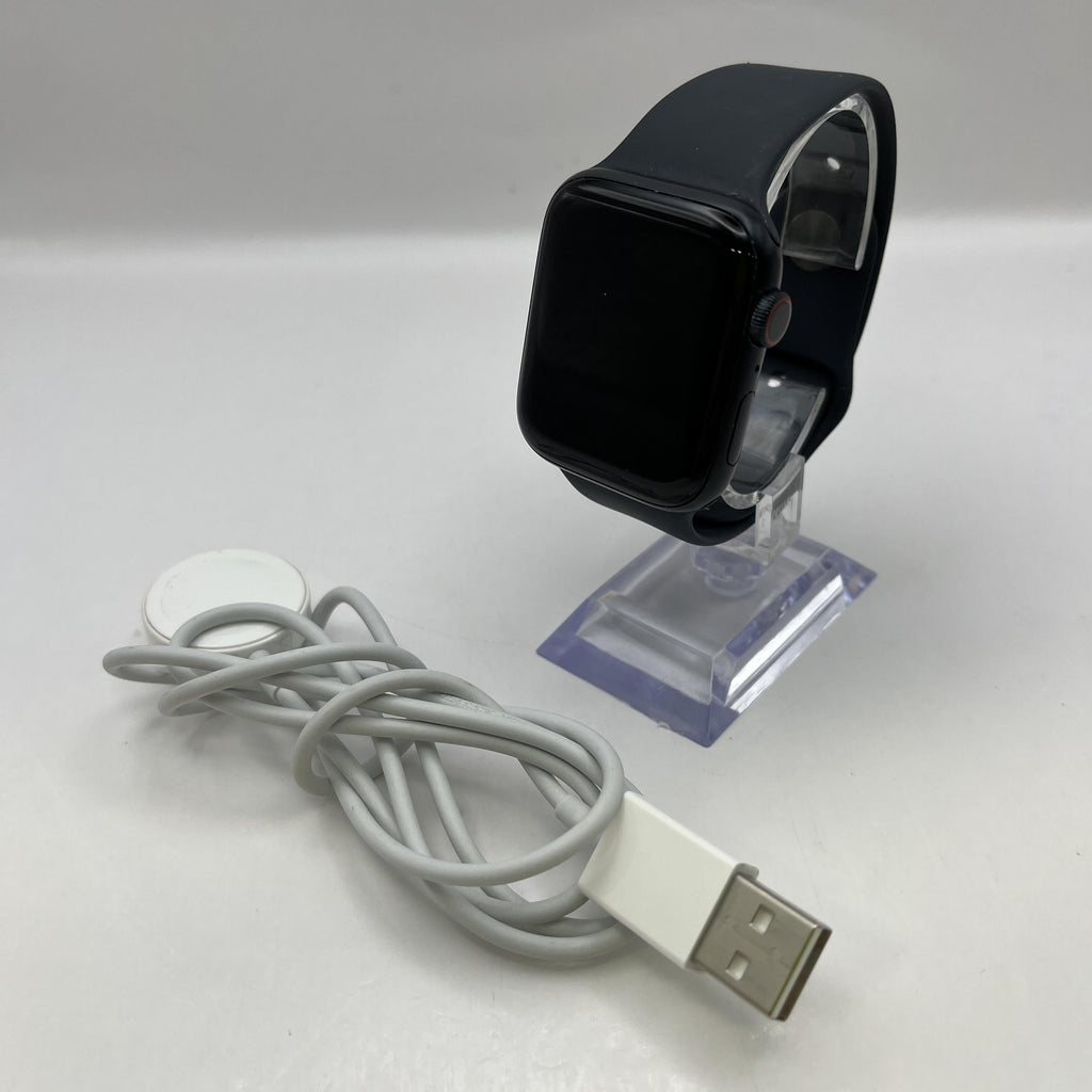 Apple Watch (SE) 2nd Gen. 44mm Black Unlocked 32GB