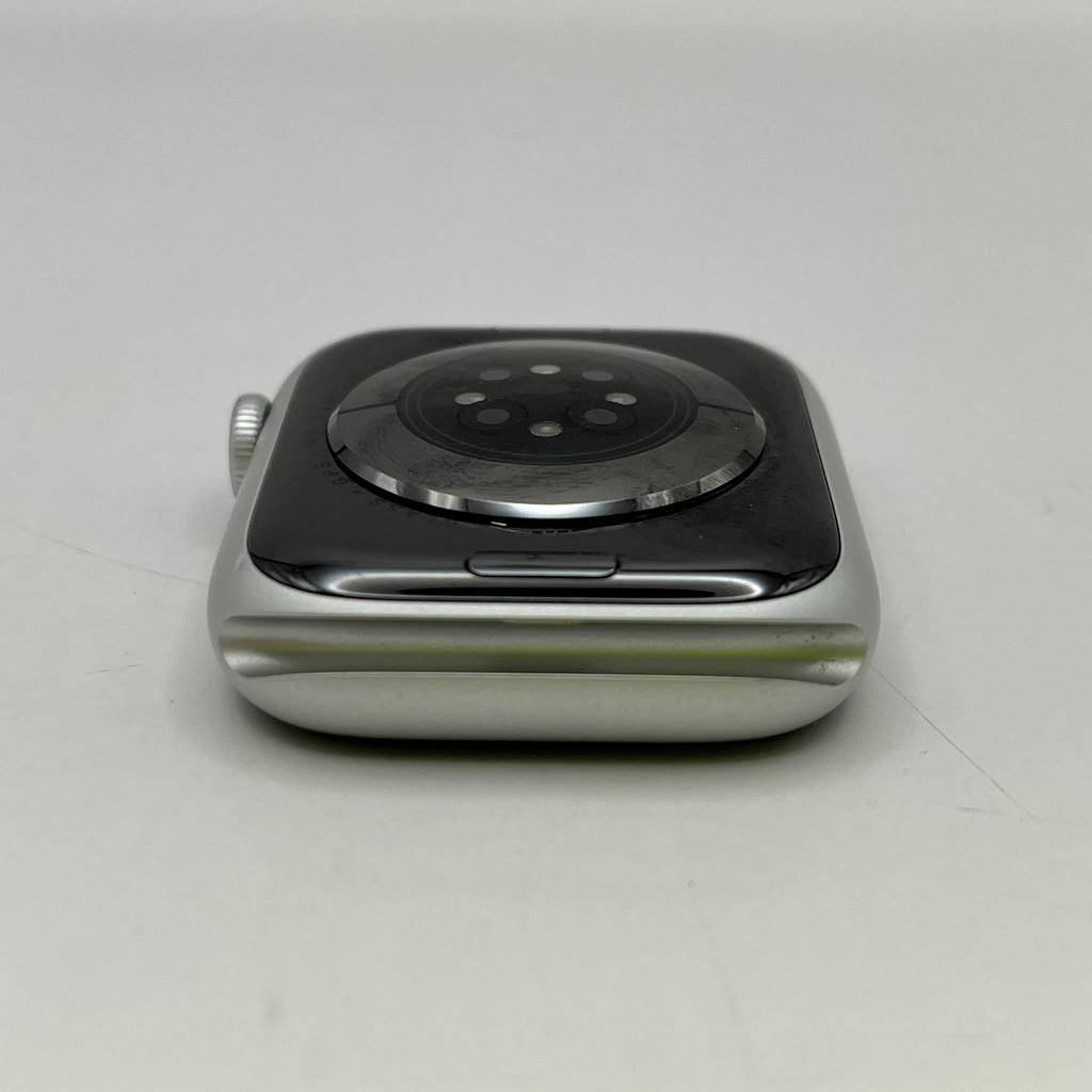 Apple Watch (Series 8) 45mm Silver WiFi 32GB