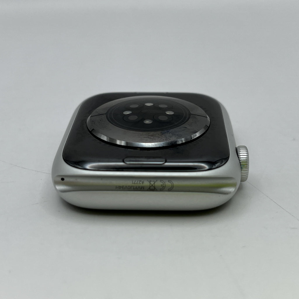 Apple Watch (Series 8) 45mm Silver WiFi 32GB