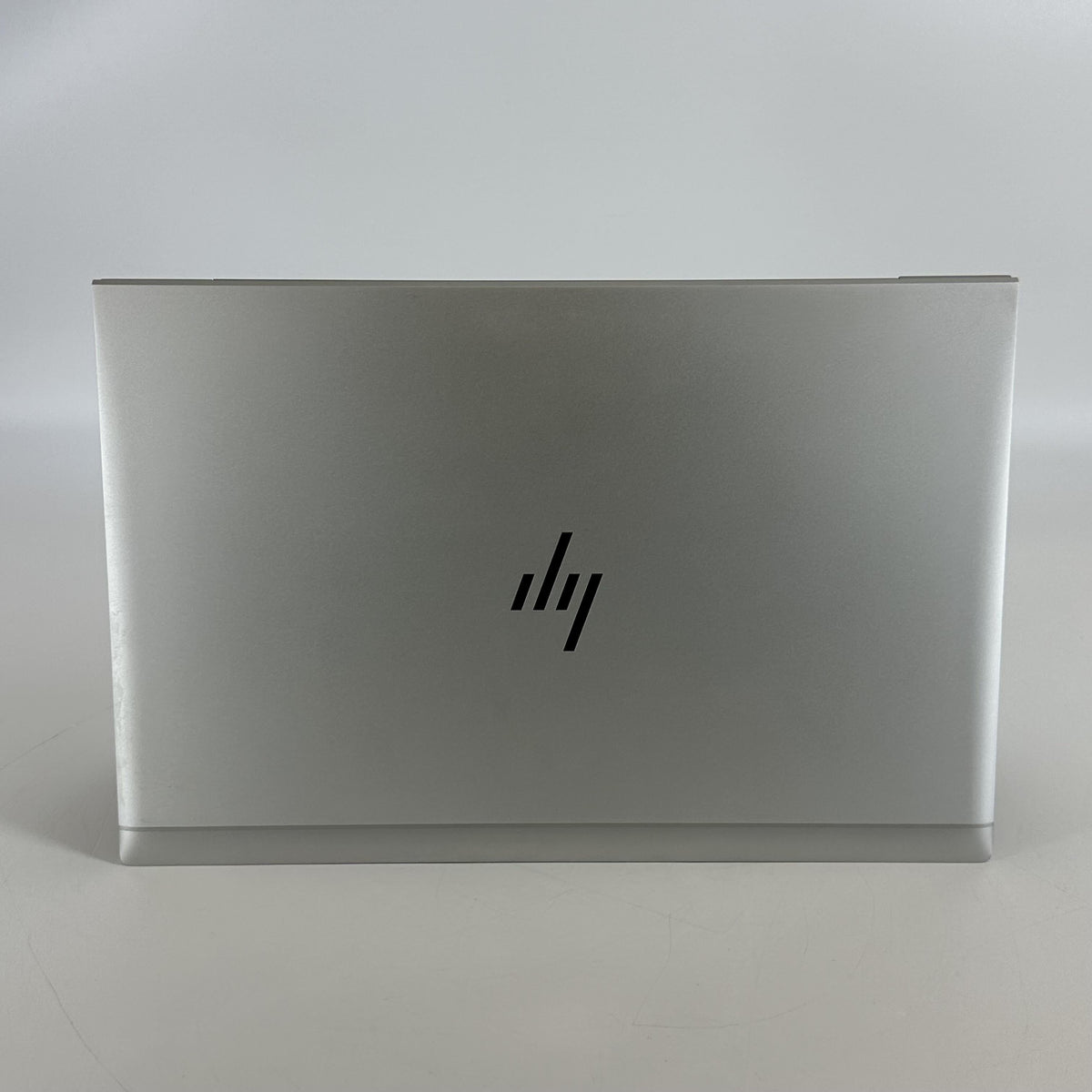HP Elitebook 840 G8 14 Silver 2.8 GHz Intel Core i7 11th Gen. 16GB RAM 512GB Solid State Drive