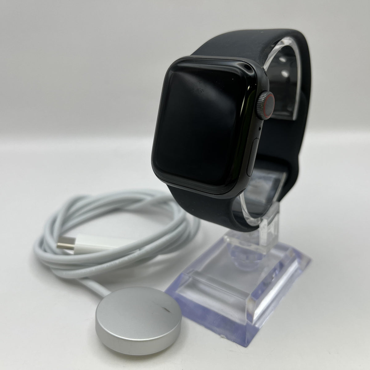 Apple Watch (Series 5) 40mm Grey Unlocked 32GB