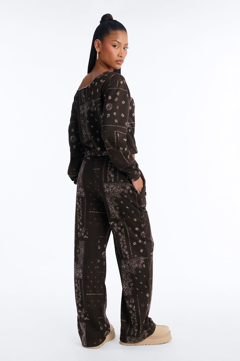 Love Bandana Off Shoulder Fleece Pant Set - Brown/combo