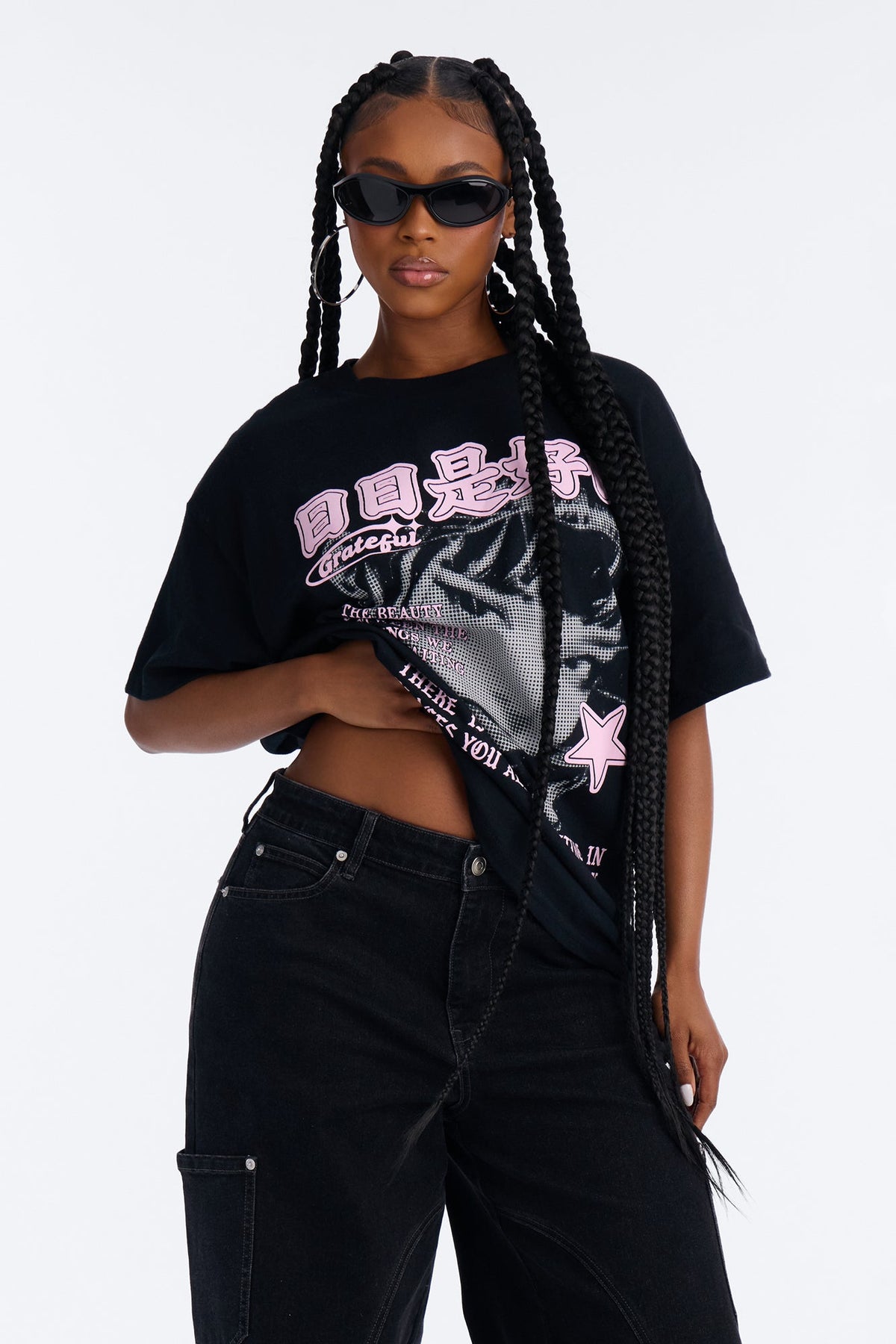 Beauty Awaits Portrait Tee - Black