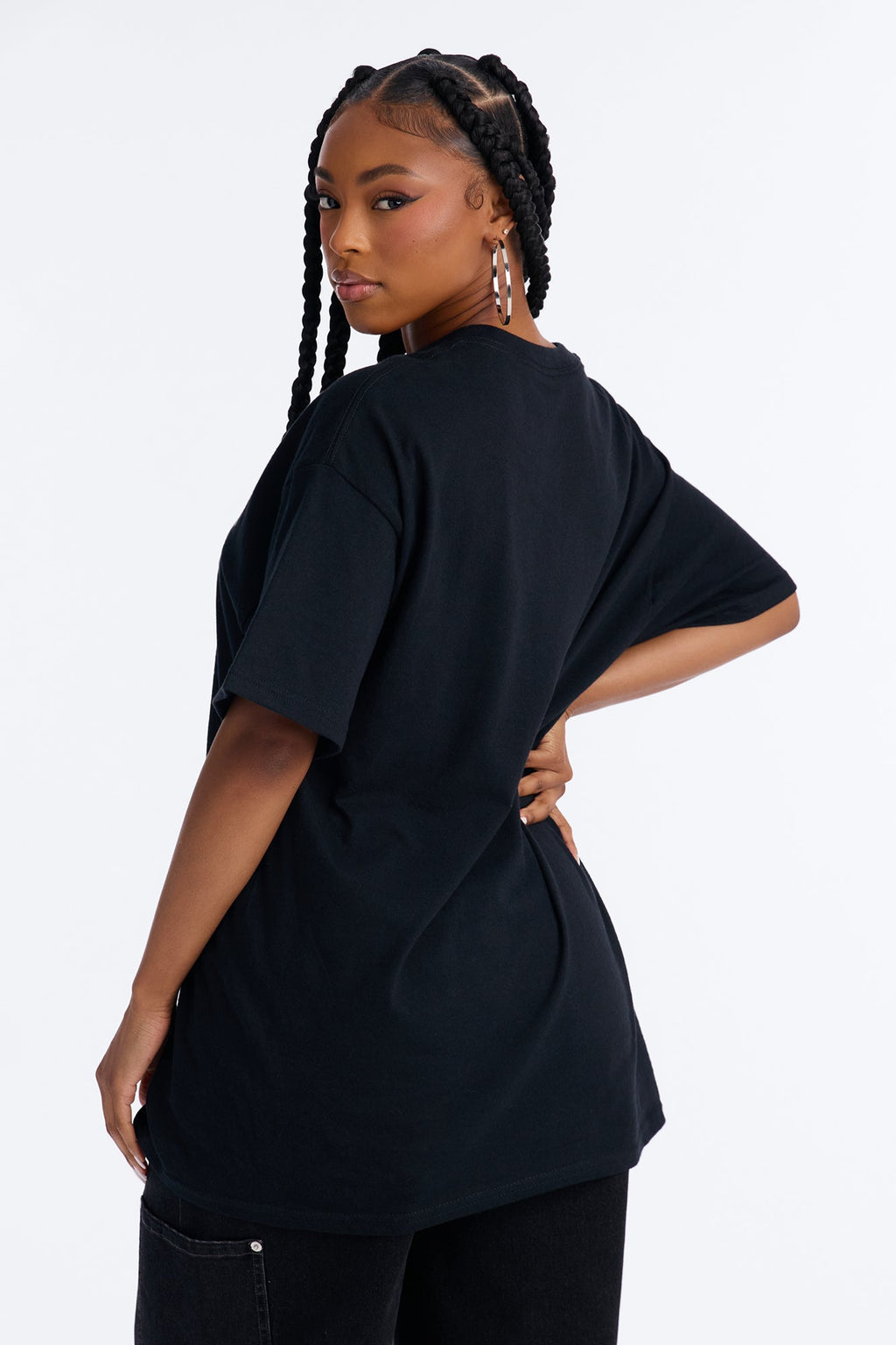 Beauty Awaits Portrait Tee - Black