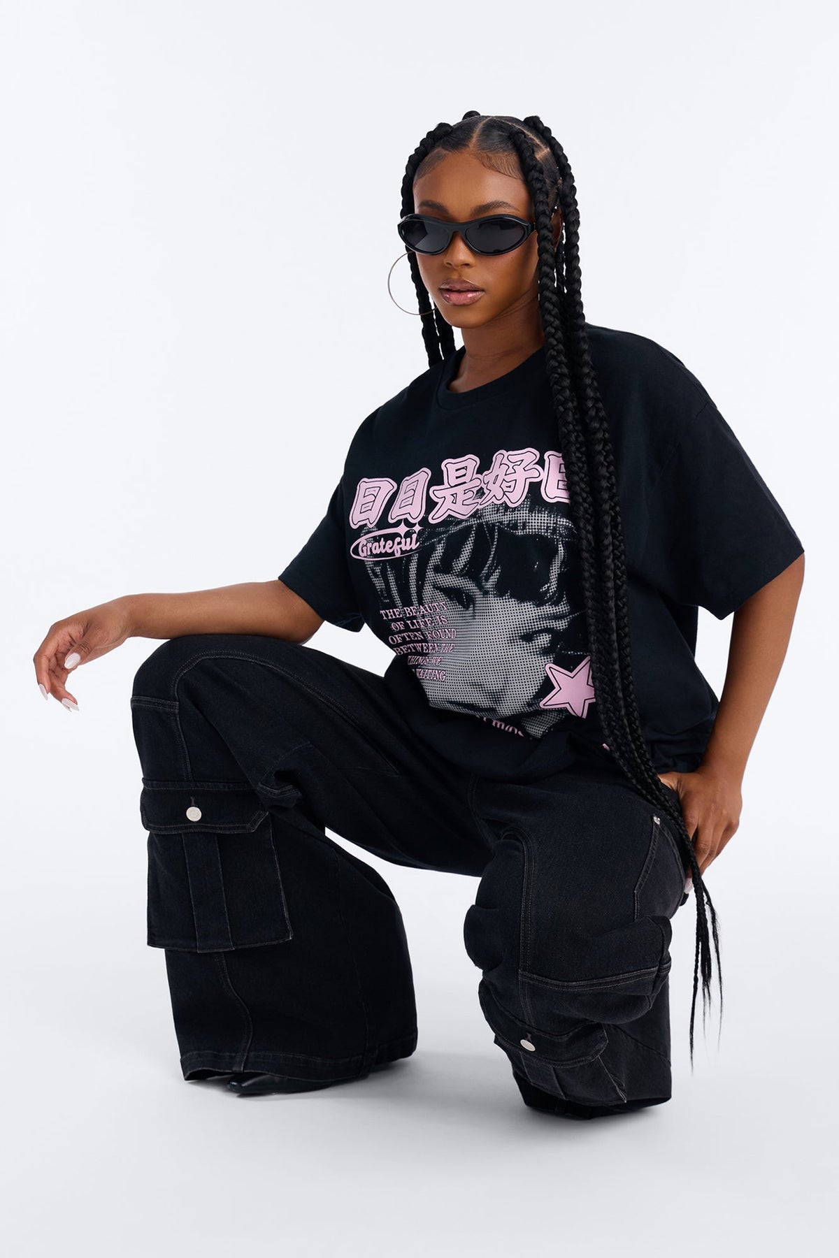 Beauty Awaits Portrait Tee - Black