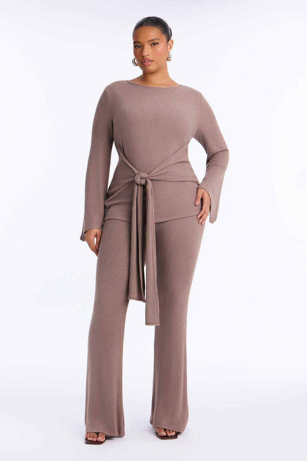 Zoe Knotted Cozy Hacci Pant Set - Mocha
