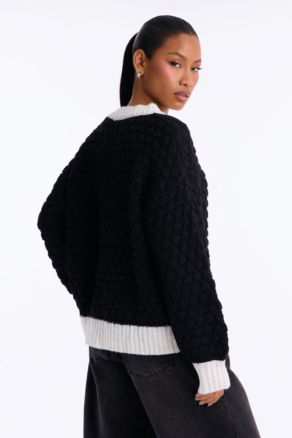 Chilly Evenings Chunky Knit Pullover Sweater - Black/combo