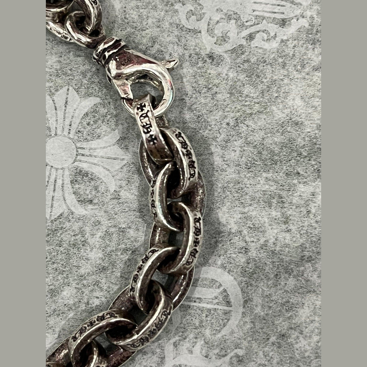 Chrome Hearts Silver Paper Chain Bracelet (8 Inches)