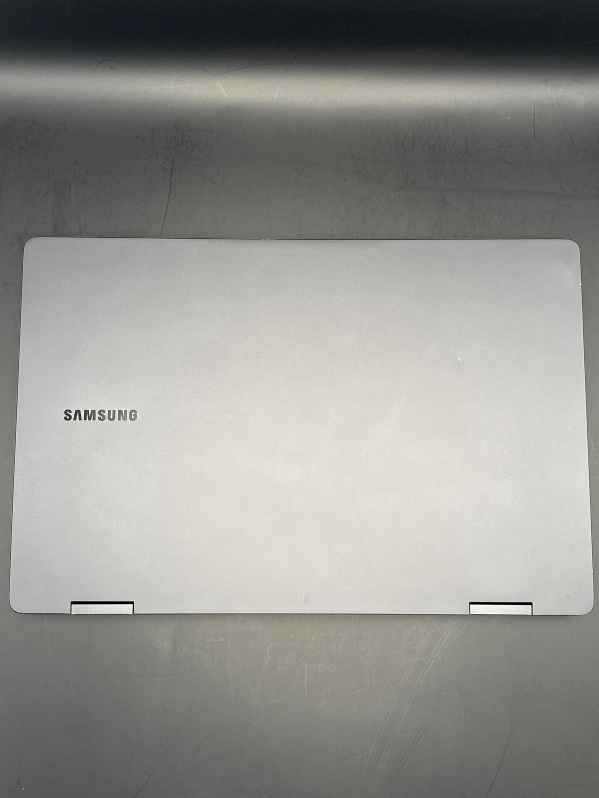 Samsung Galaxy Book3 360 13.3 Graphite 2.2 GHz Intel Core i7 13th Gen. 16GB RAM 512GB Solid State Drive
