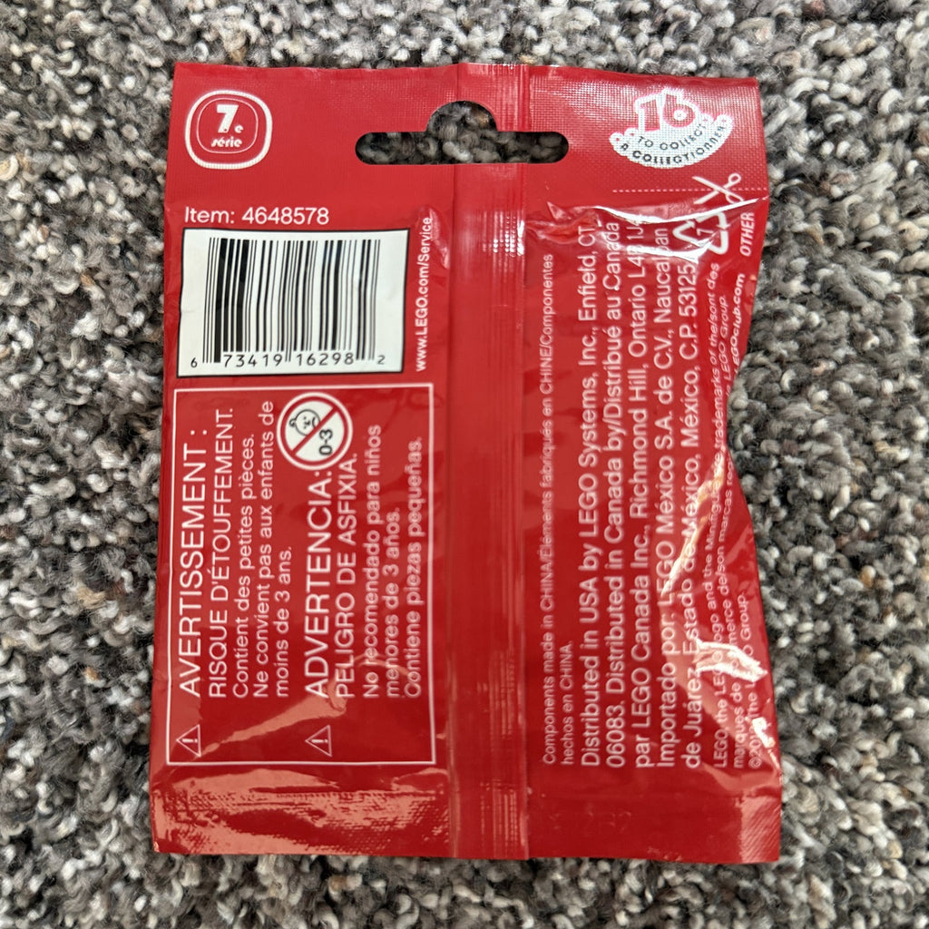 LEGO Minifigures Series 7 8831 Blind Bag — Sealed