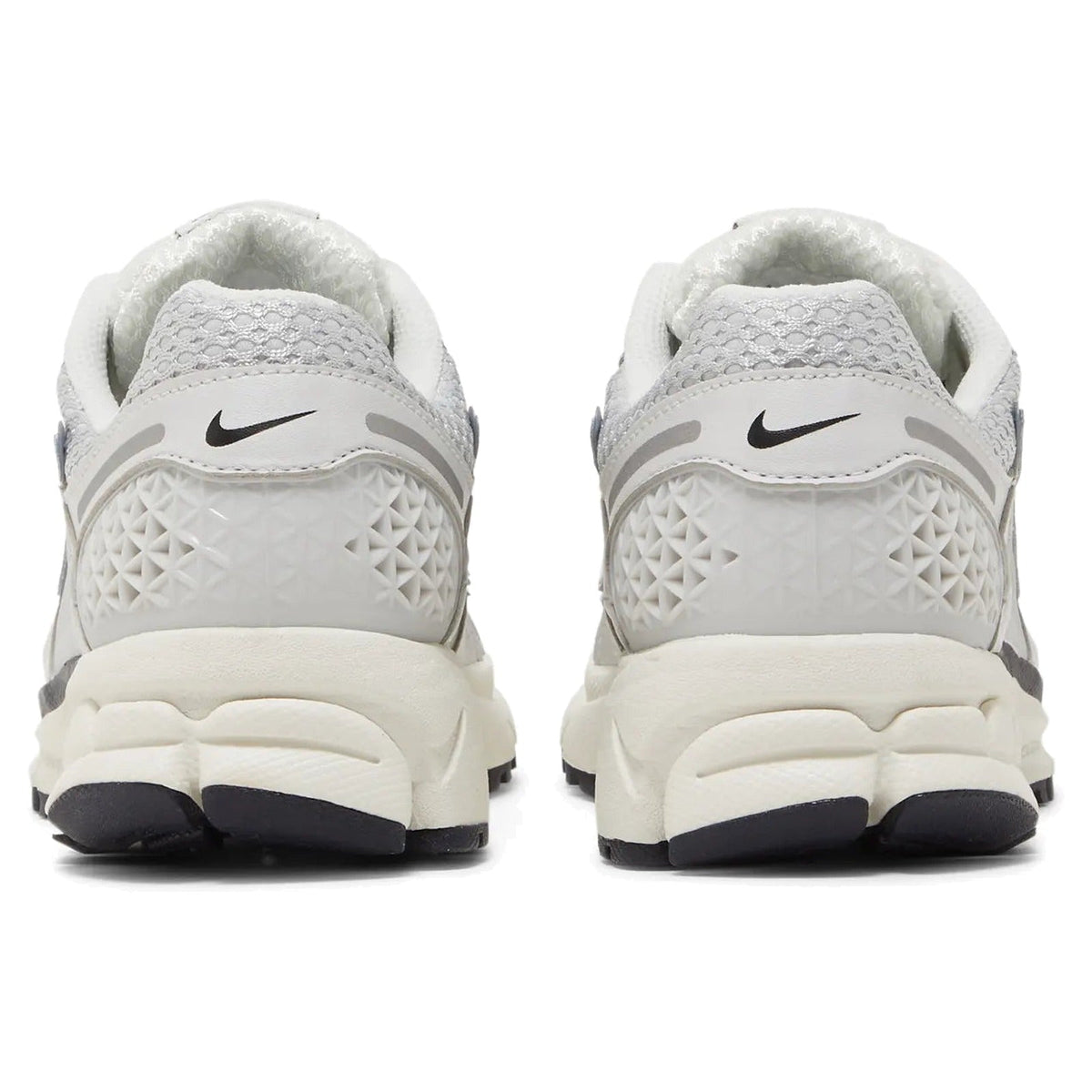 Nike Zoom Vomero 5 Photon Dust Metallic Silver (Women's)